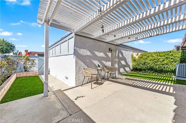 11474 Shippigan, Cypress, CA 90630