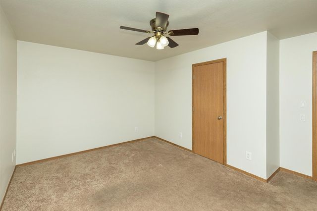 641 8th Street, West Des Moines, IA 50265