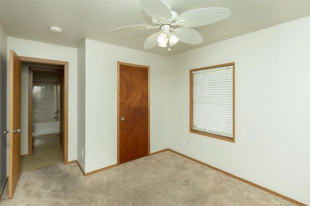 641 8th Street, West Des Moines, IA 50265