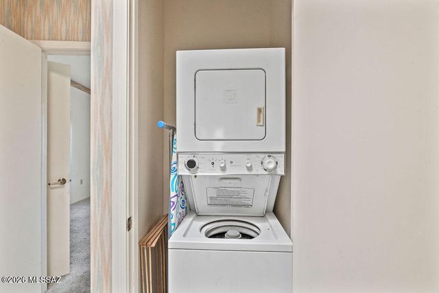 1770 W Camino Estelar, Green Valley, AZ 85622