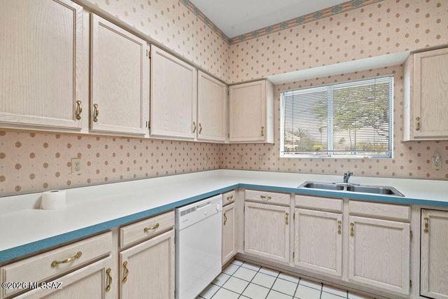 1770 W Camino Estelar, Green Valley, AZ 85622