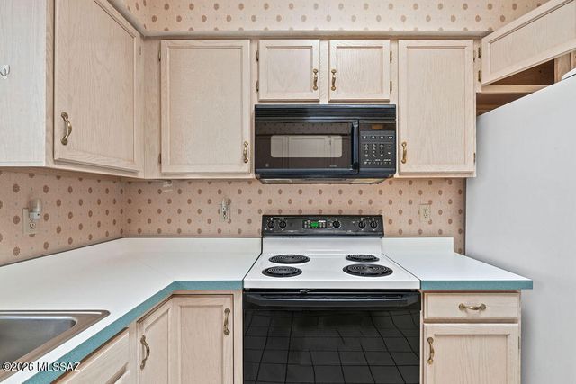 1770 W Camino Estelar, Green Valley, AZ 85622