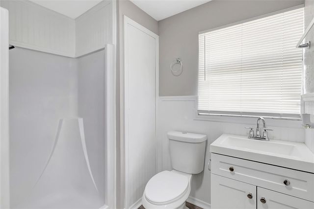 5900 BEECH STREET, Zephyrhills, FL 33542