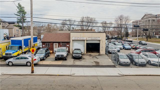550 prairie Avenue, Providence, RI 02905