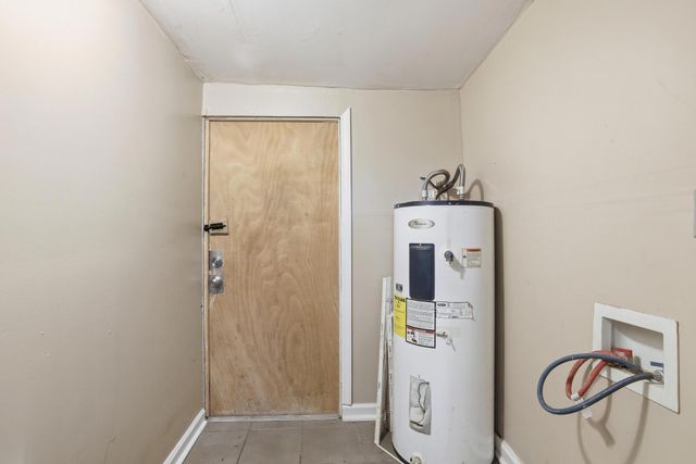 913 S High St, Columbia, TN 38401