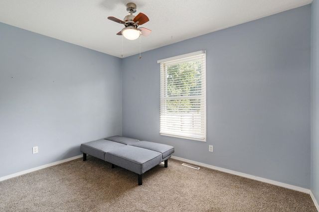 1494 W Daniels Street, Ozark, MO 65721