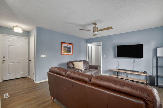 1494 W Daniels Street, Ozark, MO 65721