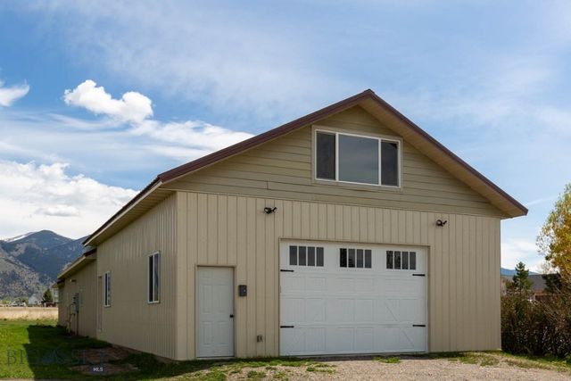 6600 Springhill Road, Belgrade, MT 59714