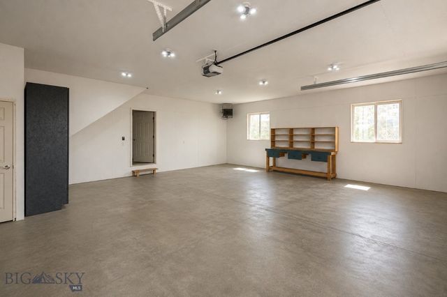 6600 Springhill Road, Belgrade, MT 59714