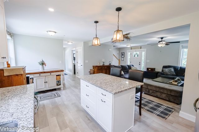 5 Laura Drive, Rochester, NH 03867