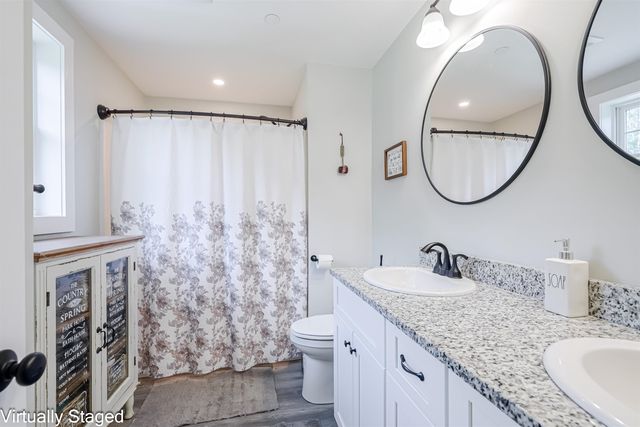 5 Laura Drive, Rochester, NH 03867