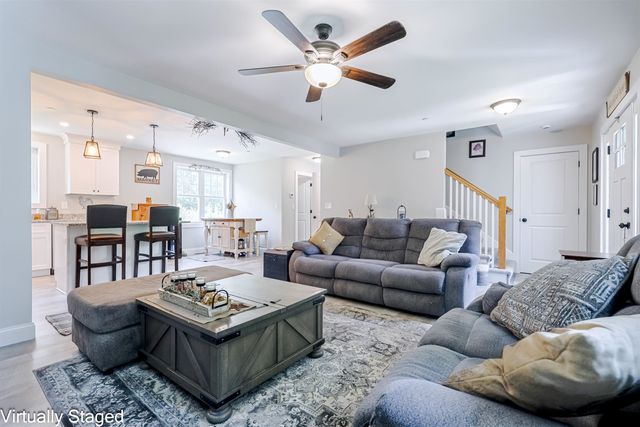 5 Laura Drive, Rochester, NH 03867