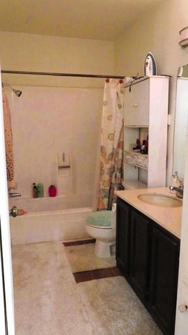1000 W 26th ST 217, Austin, TX 78705