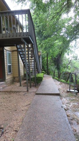 1000 W 26th ST 217, Austin, TX 78705