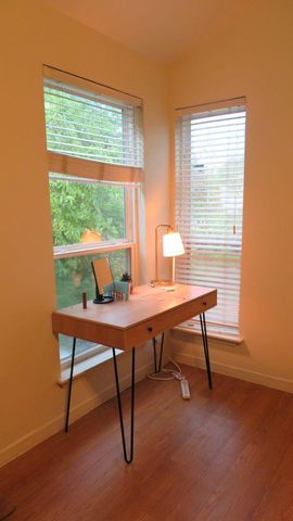 1000 W 26th ST 217, Austin, TX 78705