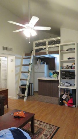 1000 W 26th ST 217, Austin, TX 78705