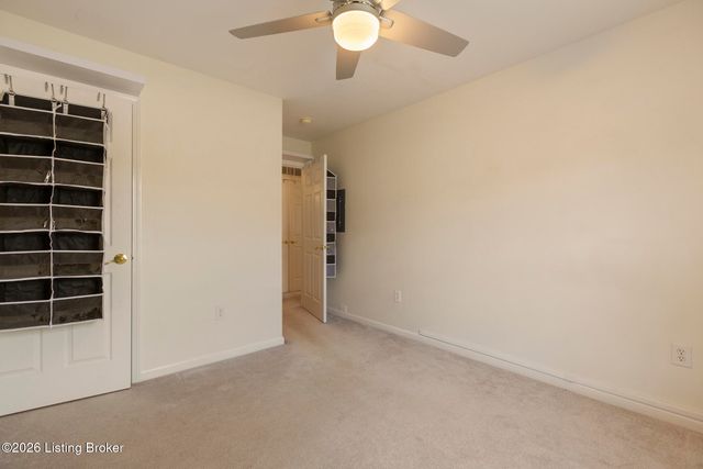 6516 Brook Bend Way 133, Louisville, KY 40229