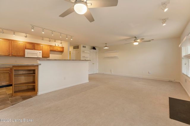 6516 Brook Bend Way 133, Louisville, KY 40229