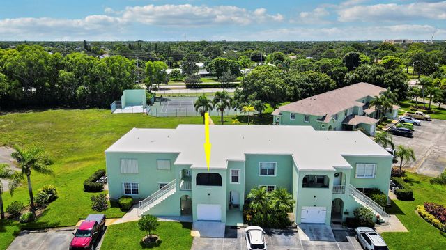 2129 SE Wild Meadow Circle, Port St Lucie, FL 34952