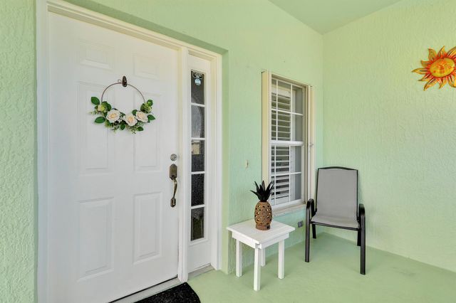 2129 SE Wild Meadow Circle, Port St Lucie, FL 34952