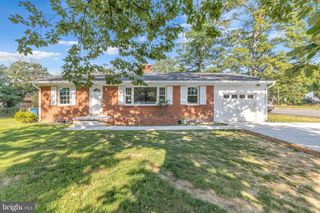 6400 INWOOD DR, Springfield, VA 22150