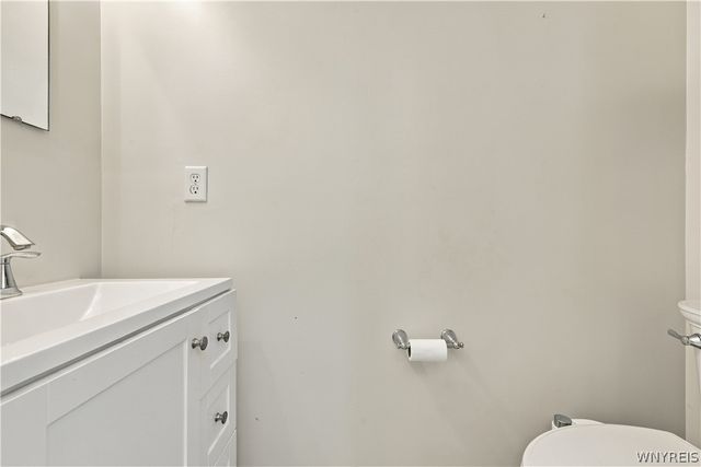 5784 Willow Creek Lane, Cambria, NY 14132