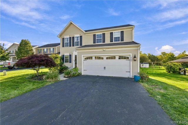 5784 Willow Creek Lane, Cambria, NY 14132