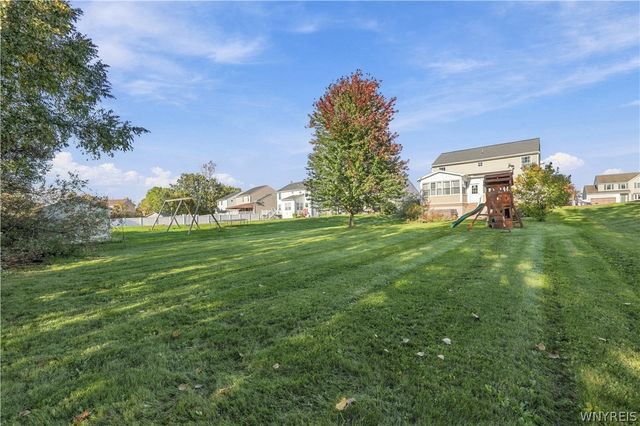5784 Willow Creek Lane, Cambria, NY 14132