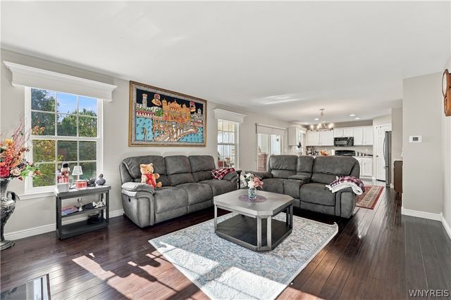 5784 Willow Creek Lane, Cambria, NY 14132
