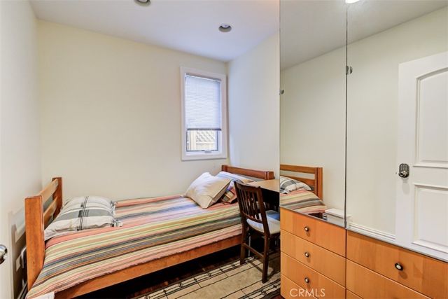 2504 23rd Street B, Santa Monica, CA 90405