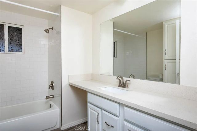 5711 Columbia 82, Lancaster, CA 93536
