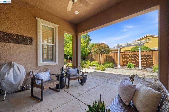 3492 Dorset Ct., Pleasanton, CA 94566