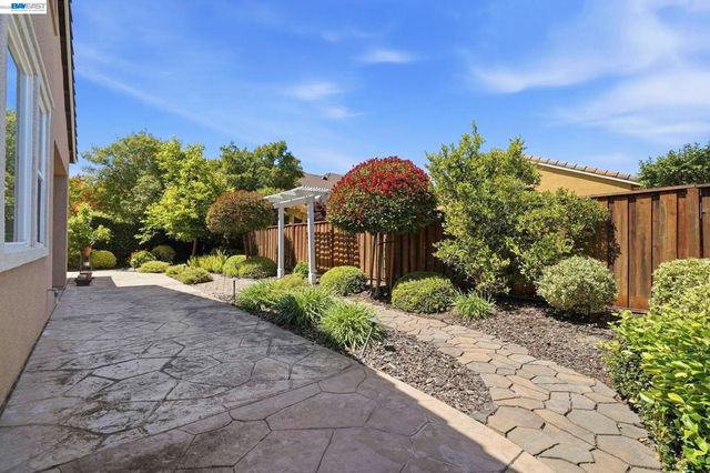 3492 Dorset Ct., Pleasanton, CA 94566