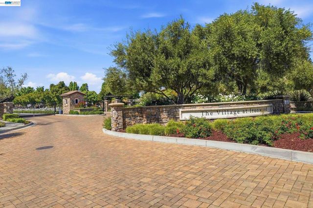 3492 Dorset Ct., Pleasanton, CA 94566
