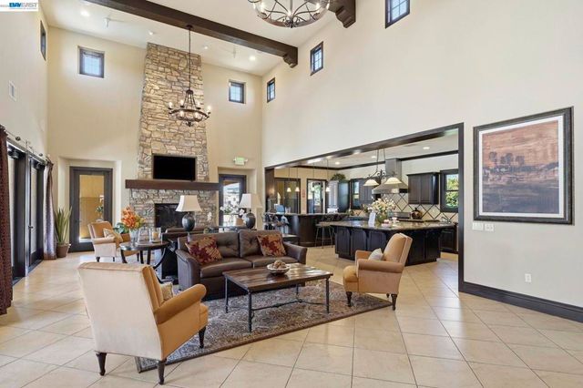 3492 Dorset Ct., Pleasanton, CA 94566