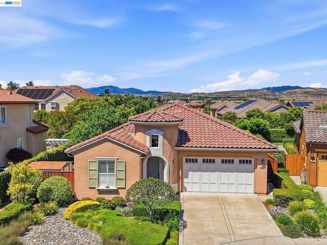 3492 Dorset Ct., Pleasanton, CA 94566
