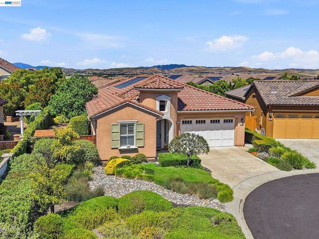 3492 Dorset Ct., Pleasanton, CA 94566