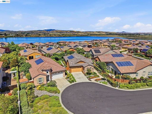 3492 Dorset Ct., Pleasanton, CA 94566