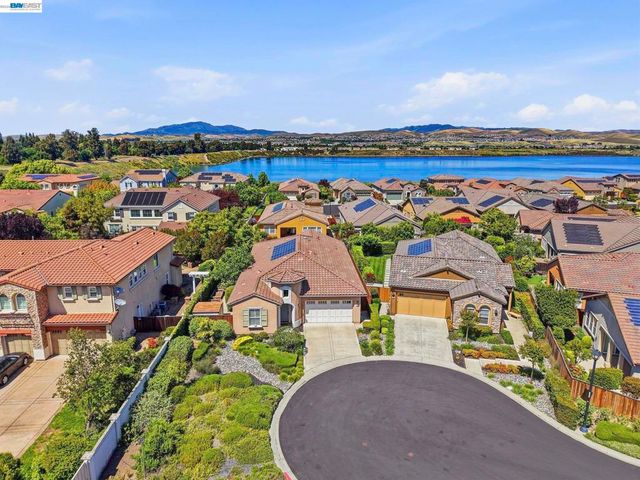 3492 Dorset Ct., Pleasanton, CA 94566