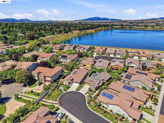3492 Dorset Ct., Pleasanton, CA 94566