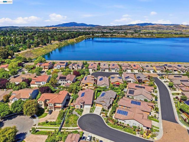 3492 Dorset Ct., Pleasanton, CA 94566
