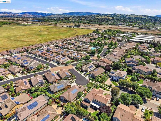 3492 Dorset Ct., Pleasanton, CA 94566