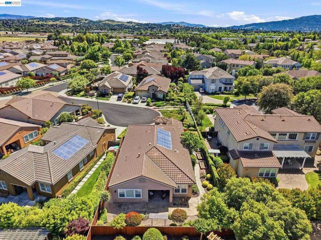 3492 Dorset Ct., Pleasanton, CA 94566