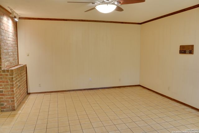 301 Sagecrest, San Antonio, TX 78232