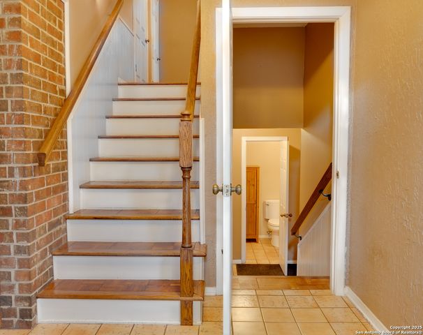 301 Sagecrest, San Antonio, TX 78232