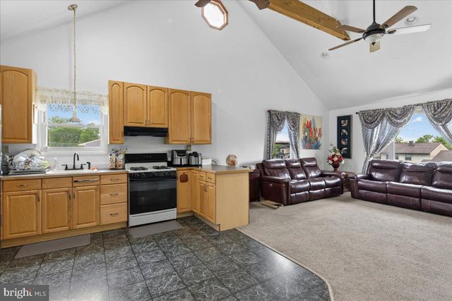 2928 WINDSOR DRIVE, Bensalem, PA 19020