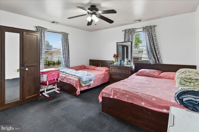 2928 WINDSOR DRIVE, Bensalem, PA 19020