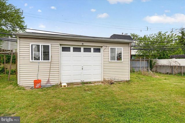 2928 WINDSOR DRIVE, Bensalem, PA 19020