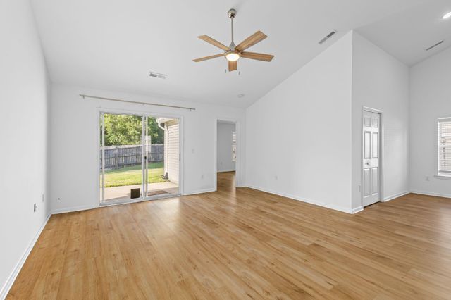112 Slow Mill Drive, Goose Creek, SC 29445