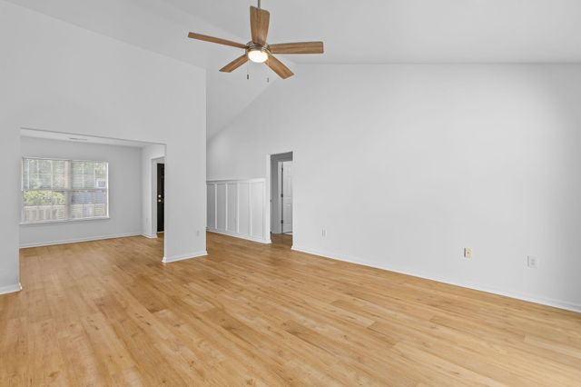 112 Slow Mill Drive, Goose Creek, SC 29445